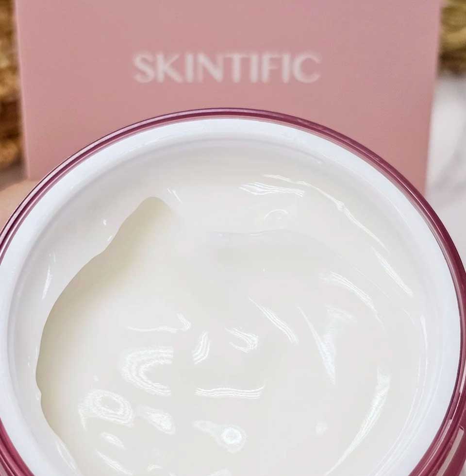 Skintific moisturizer texture