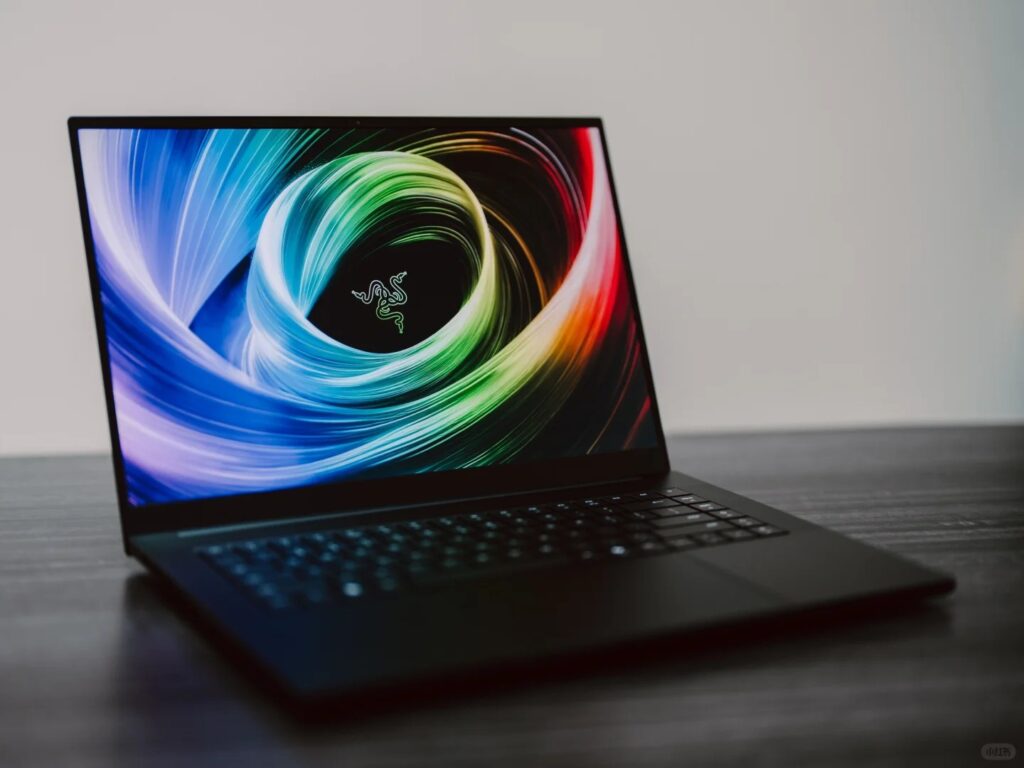 Razer Blade 16